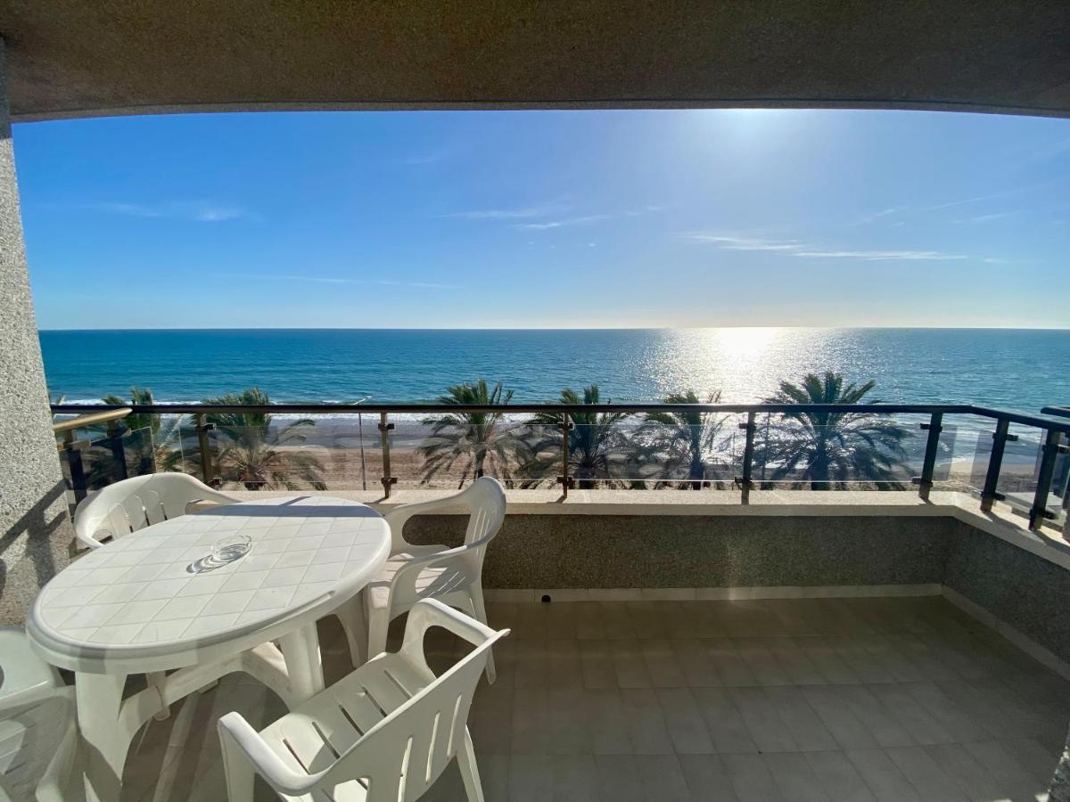 Beach Apartment In กาลาเฟลล์ ภายนอก รูปภาพ