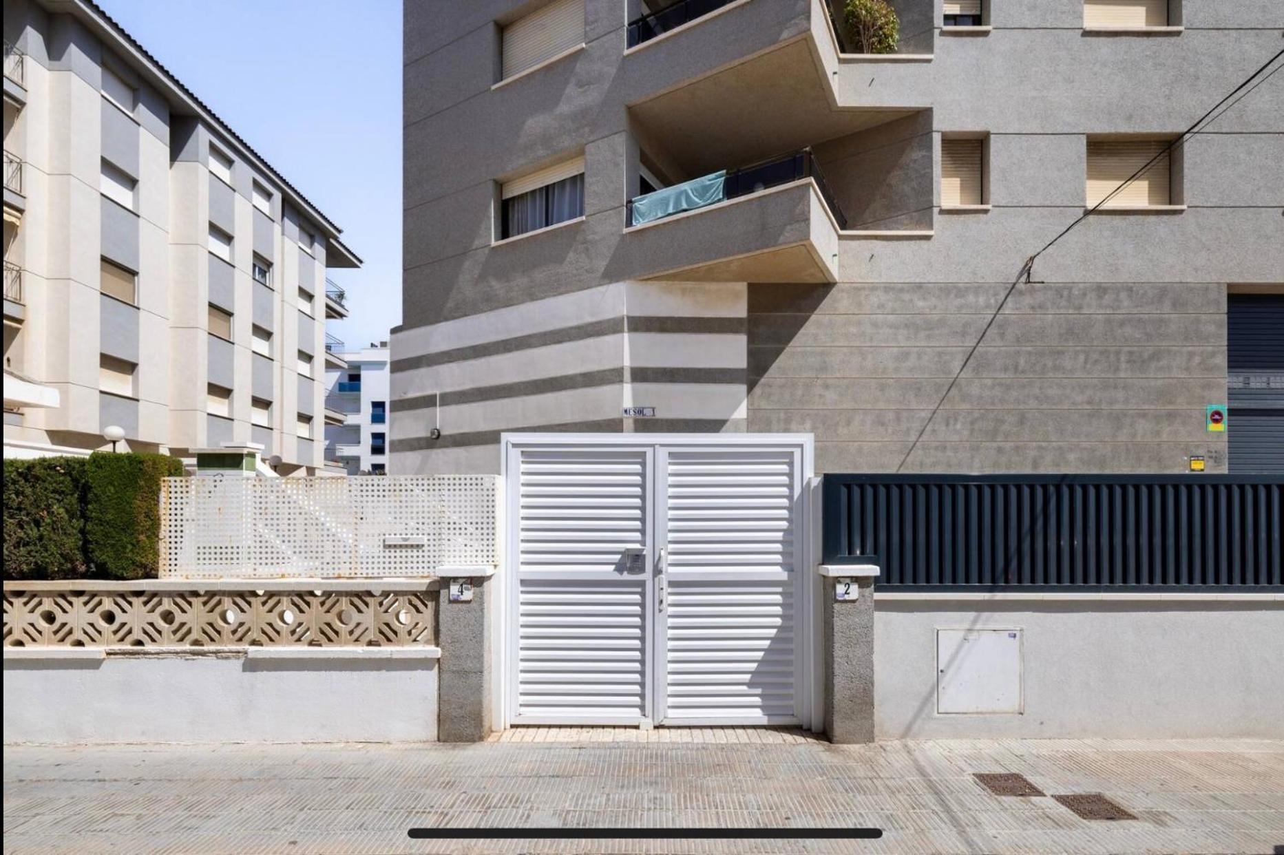Beach Apartment In กาลาเฟลล์ ภายนอก รูปภาพ